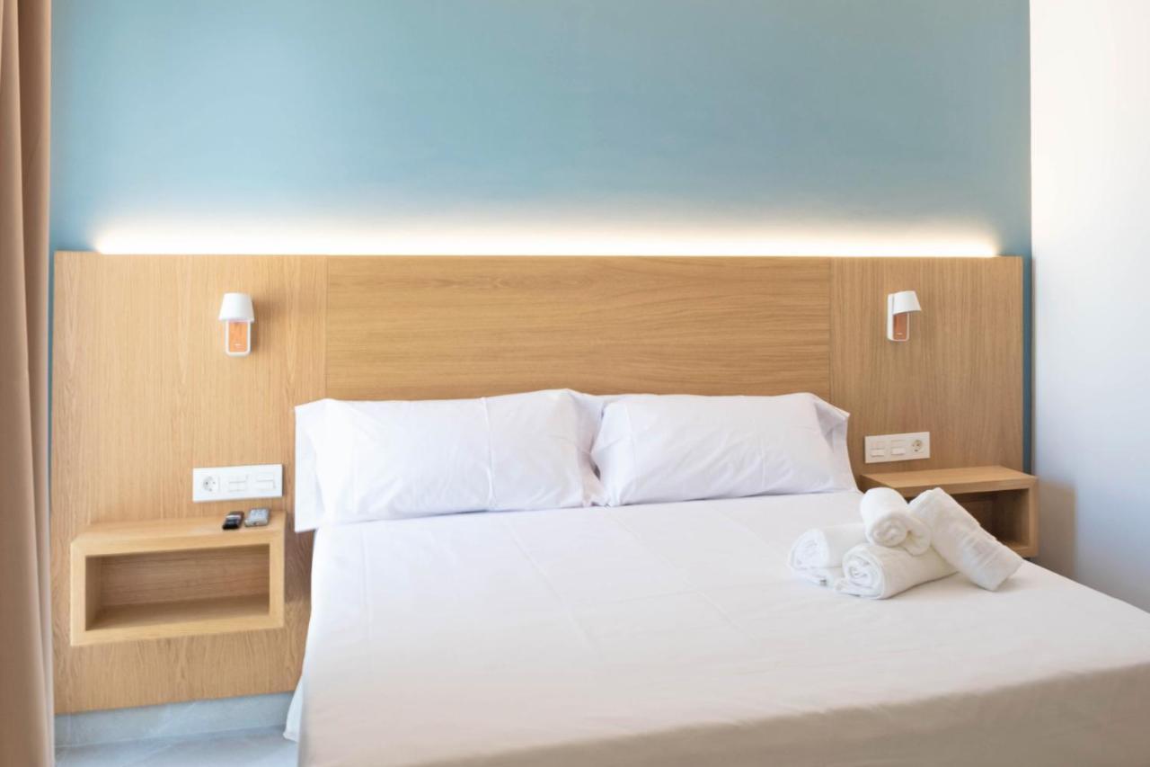 Rio Salado Conil Hostal Conil De La Frontera Eksteriør bilde
