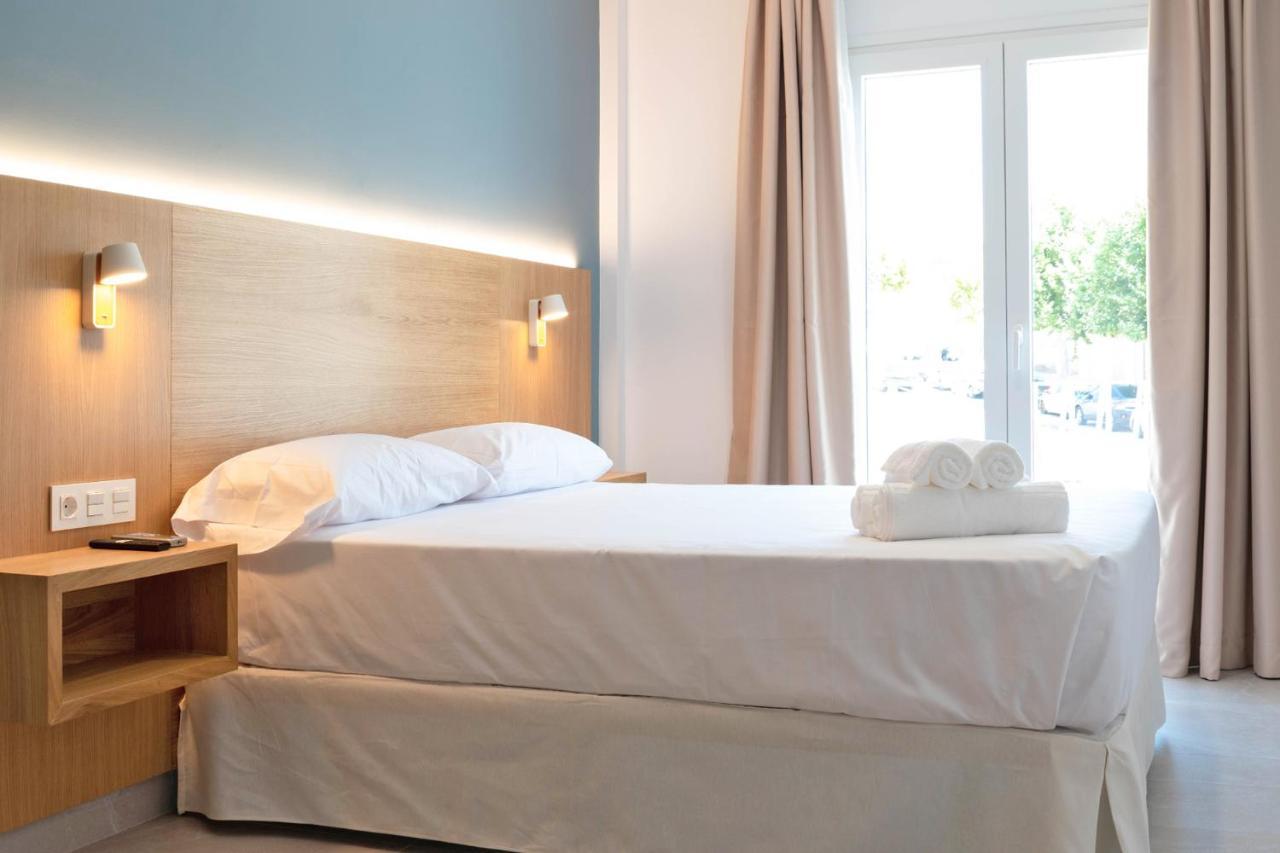 Rio Salado Conil Hostal Conil De La Frontera Eksteriør bilde