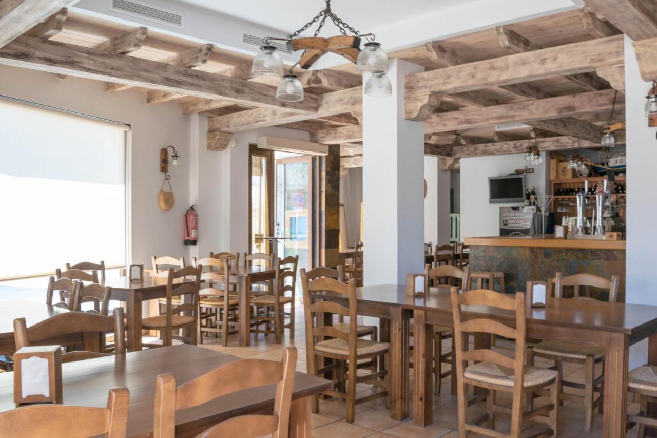 Rio Salado Conil Hostal Conil De La Frontera Eksteriør bilde